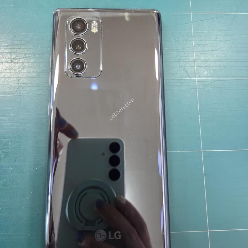 LG ��(F100N) 128GB �Ǹ��մϴ�~