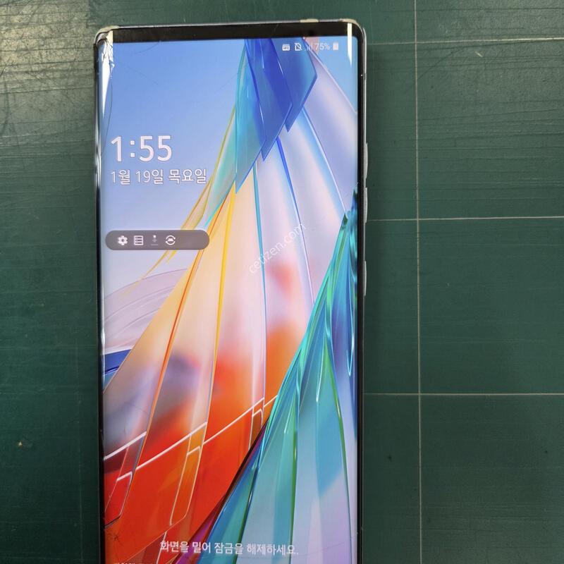 LG ��(F100N)  �ļ��� �Ǹ��մϴ�~