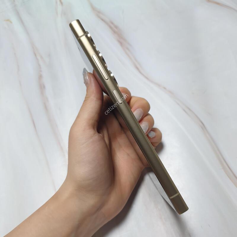 LG ������ S24��Ʈ�� ƼŸ�����ο� 256G ������ �Ǹ��մϴ�