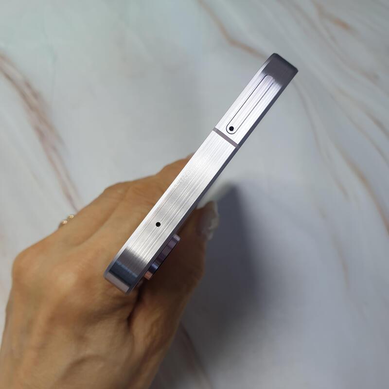 SK ������ ����5 �����϶� 128G S�� �Ǹ��մϴ�