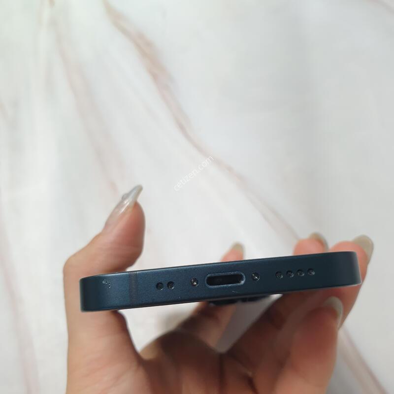 ������13�̴� ���� 128G A�� �Ǹ��մϴ�