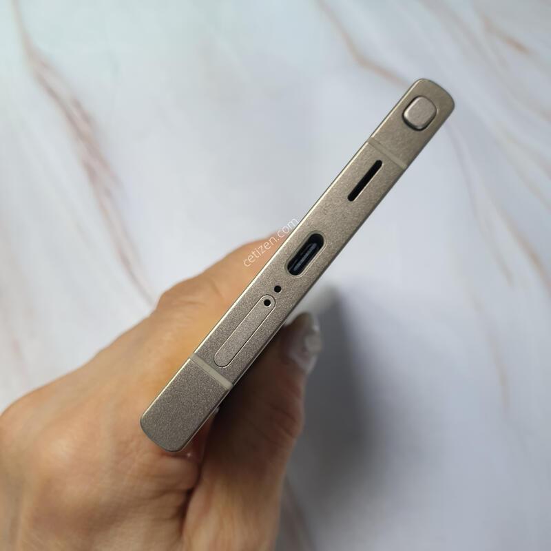 LG ������ S24��Ʈ�� ƼŸ�����ο� 256G A�� �Ǹ��մϴ�
