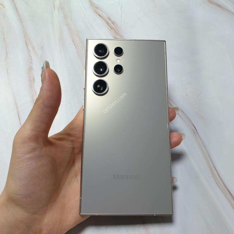 KT ������ S24��Ʈ�� ƼŸ���׷��� 512G ������ �Ǹ��մϴ�