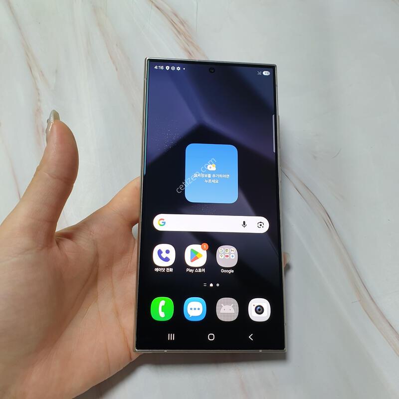 SK ������ S24��Ʈ�� ƼŸ�����̿÷� 256G ������ �Ǹ��մϴ�