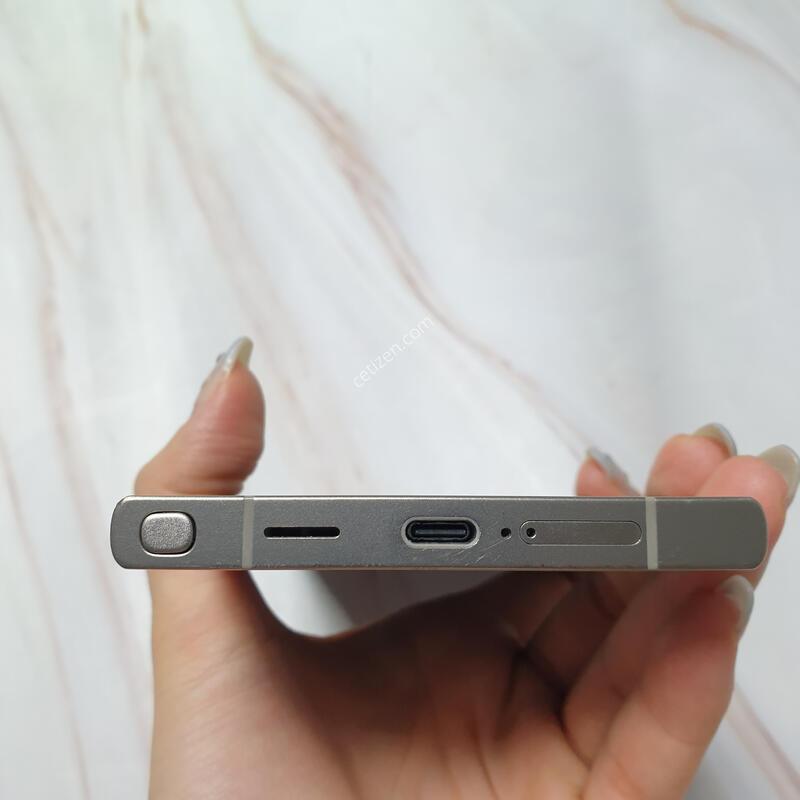 SK ������ S24��Ʈ�� ƼŸ�����̿÷� 256G ������ �Ǹ��մϴ�