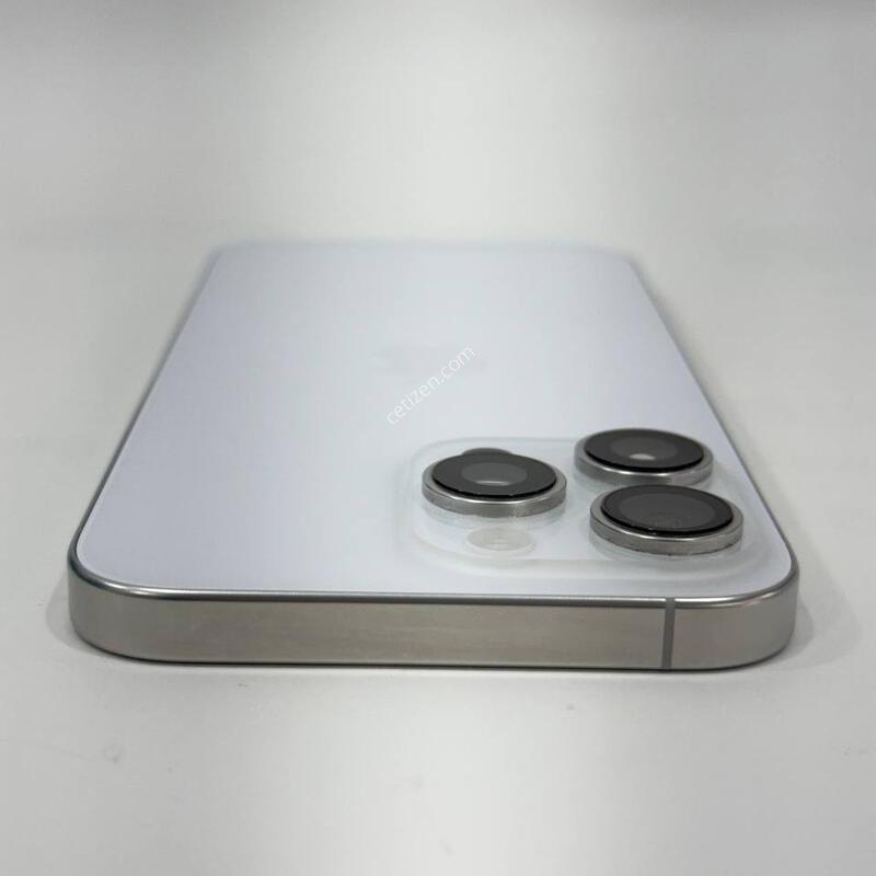 ����Ŭ239)������16���θƽ� ȭ��Ʈ 256GB/100% Y2025