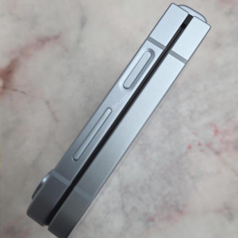 �ø�6 256GB ���� �ڱ���