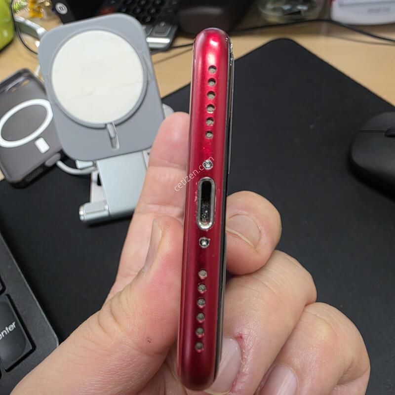 ������SE 3����,128GB