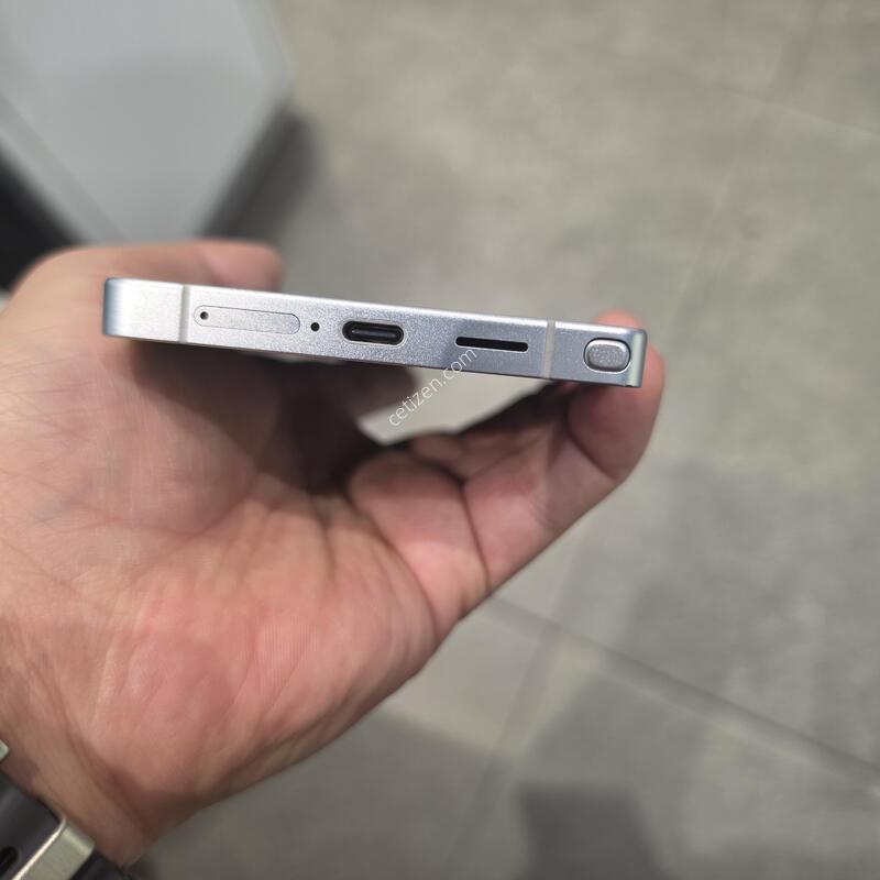 S25��Ʈ�� 512GB �Ǹ�