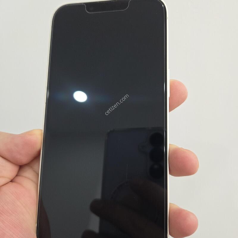 ������13 128GB ȭ��Ʈ ���͸�88%