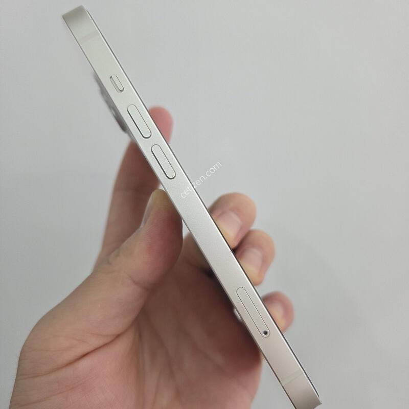 ������13 128GB ȭ��Ʈ ���͸�88%