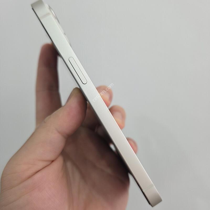 ������13 128GB ȭ��Ʈ ���͸�88%