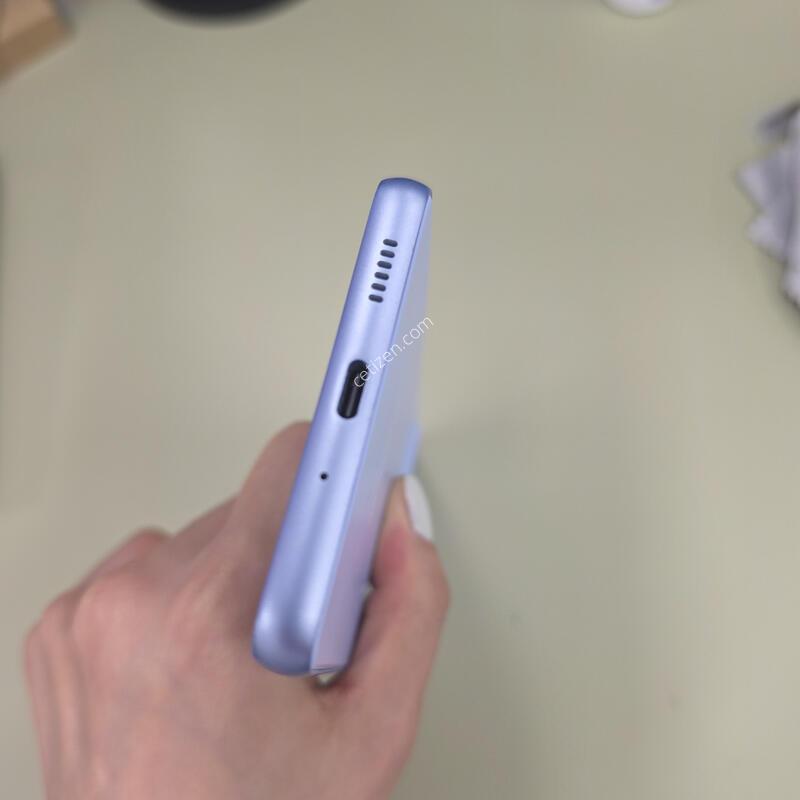 ������A33 128