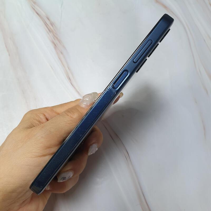SK ������ ���̵�7 128G ������ S�� �Ǹ��մϴ�