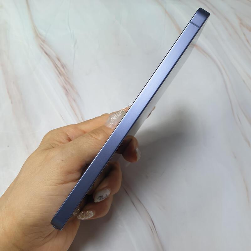 LG ������ S26��Ʈ�� ���̿÷� 256G ���� �̻��� S�� �Ǹ��մϴ�