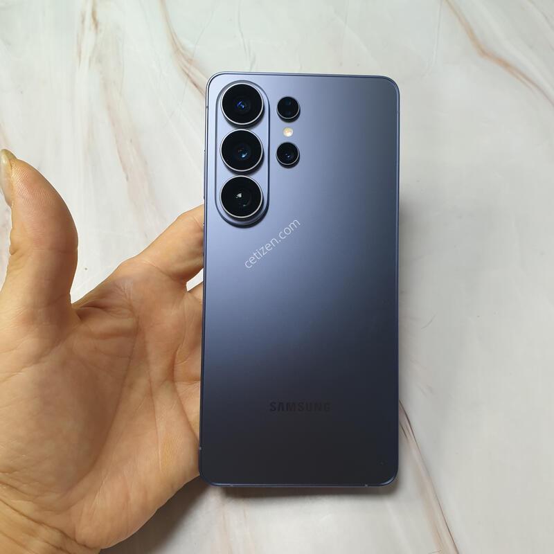 LG ������ S26��Ʈ�� ���̿÷� 256G ���� �̻��� S�� �Ǹ��մϴ�