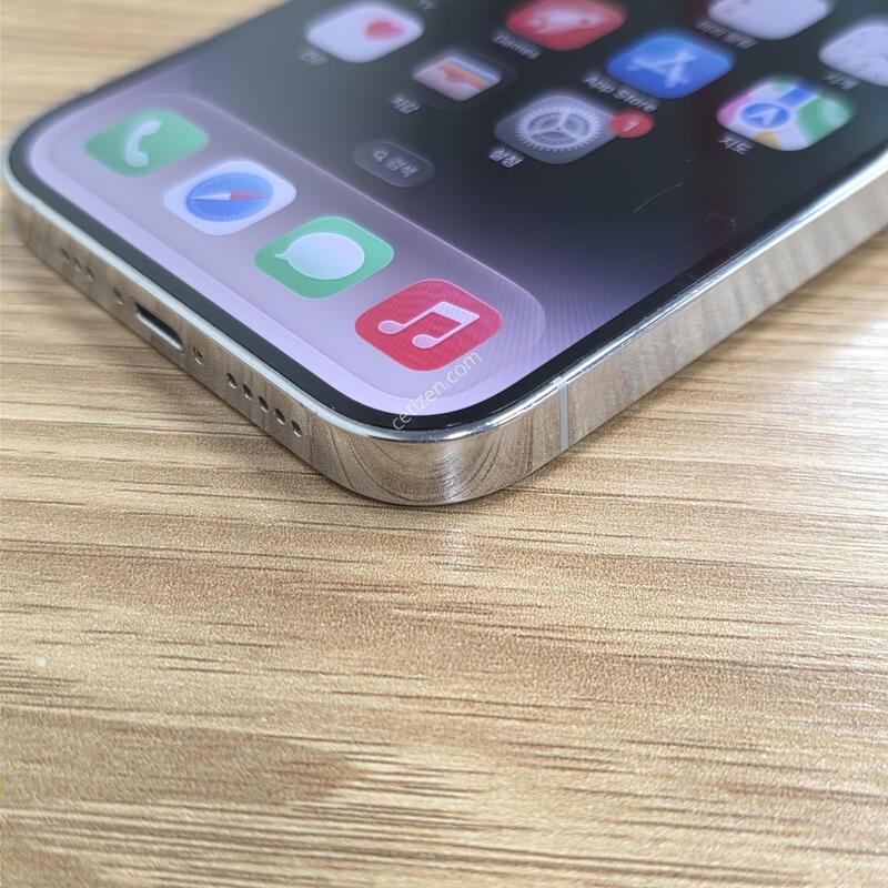 14���� 256GB