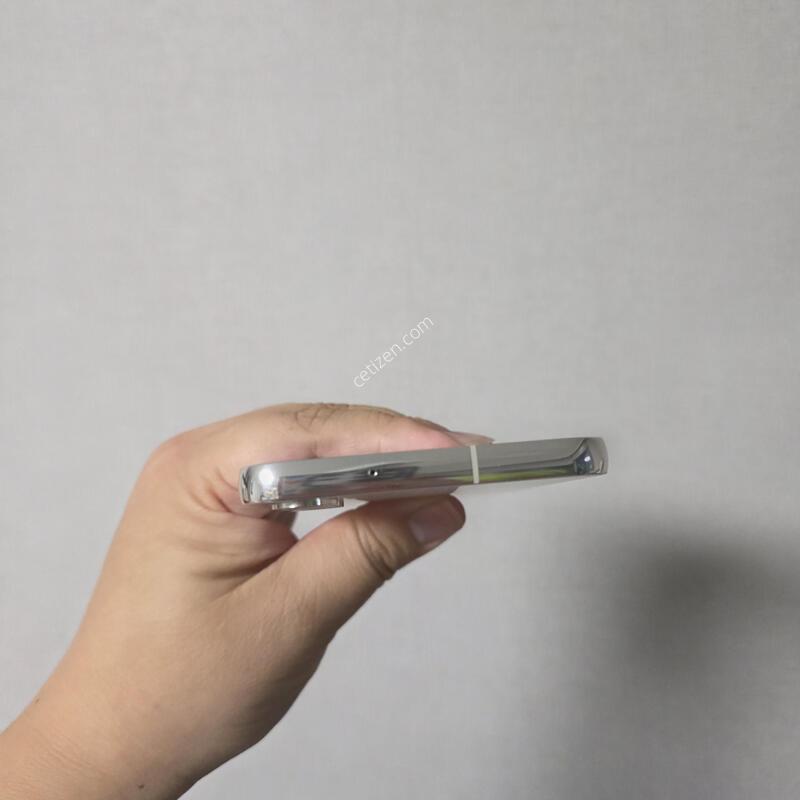 ������ S23�÷��� ũ�� 256�Ⱑ A�� �Ⱦƿ�~