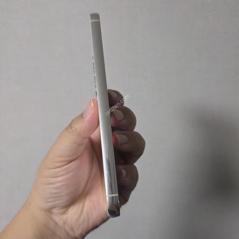 ������ S23�÷��� ũ�� 256�Ⱑ A�� �Ⱦƿ�~