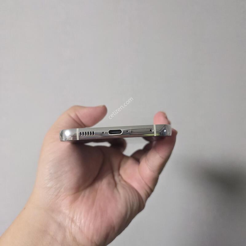 ������ S23�÷��� ũ�� 256�Ⱑ A�� �Ⱦƿ�~