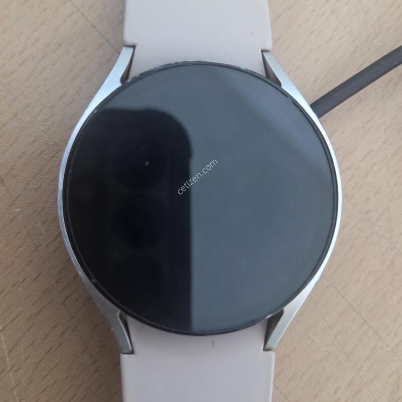 ������ ��ġ6 (LTE) 40mm �Ǹ��մϴ�