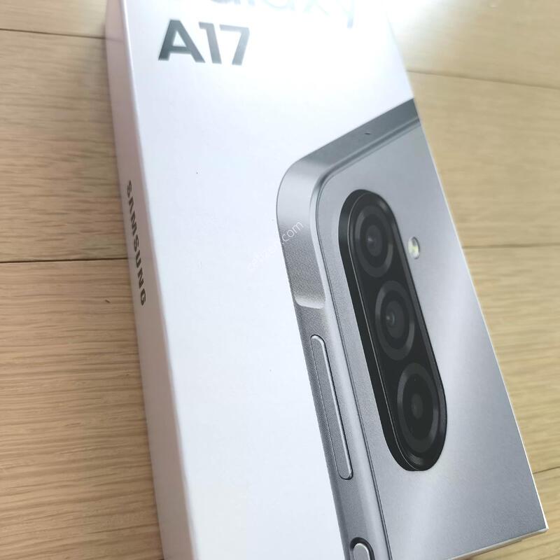 ������ A17 (SM-A175) Ǯ�ڽ�(�ܼ�����) ���������� + (�̰���) ���̽� �Ǹ��մϴ�
