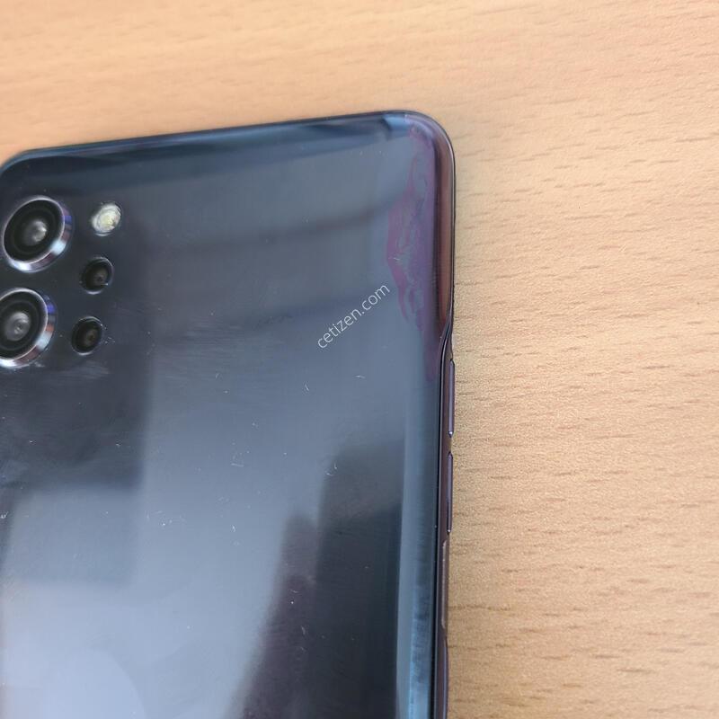 LG Q920 - 77451