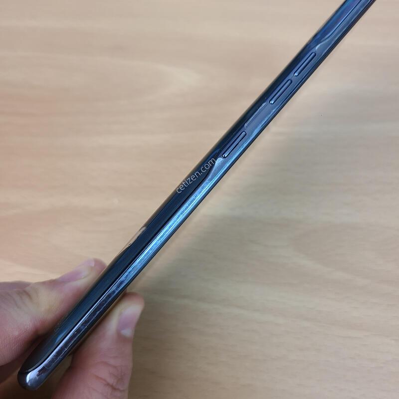 LG Q920 - 77451