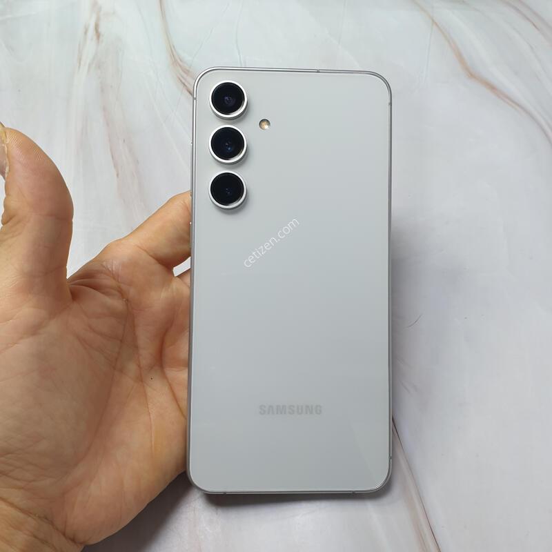 LG ������ S24FE �׷��� 256G A�� �Ǹ��մϴ�