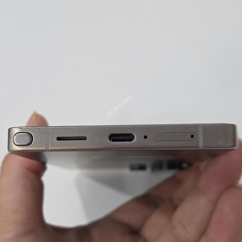 S25��Ʈ�� 256GB ƼŸ������