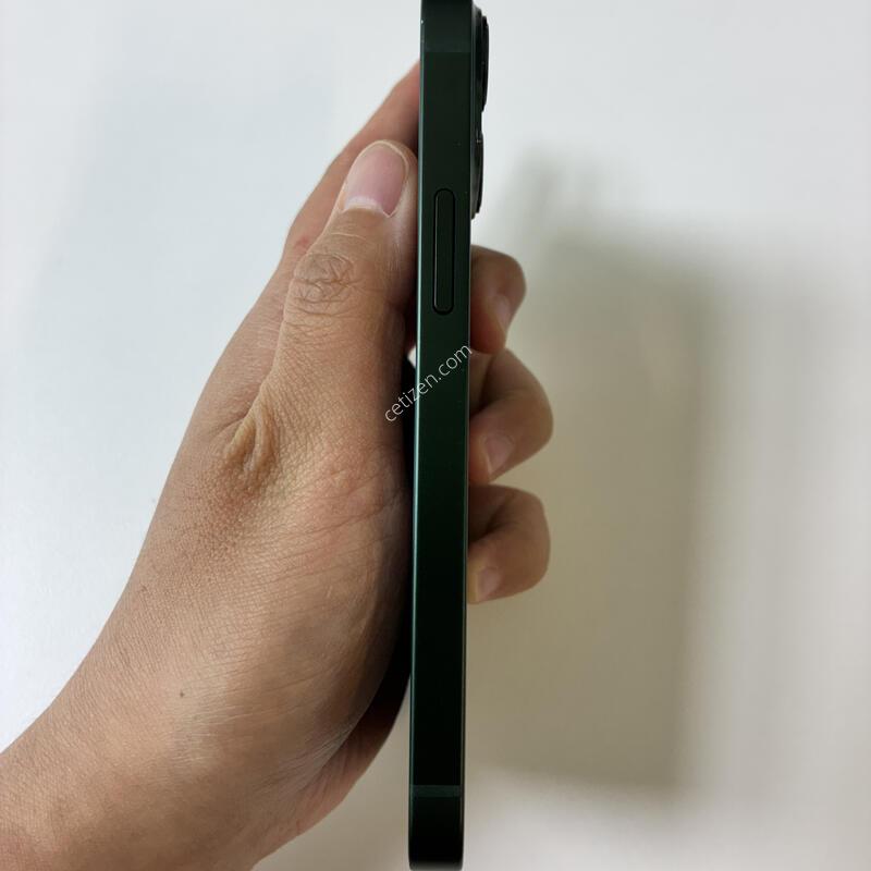 ������ 13�̴� �׸� 128G ���͸�88% ������ �Ǹ��մϴ�.