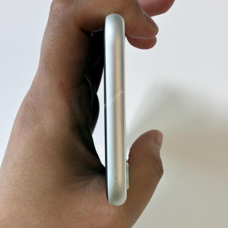 ������ SE2 128G ȭ��Ʈ���� ���͸�73% ������ �Ǹ��մϴ�.