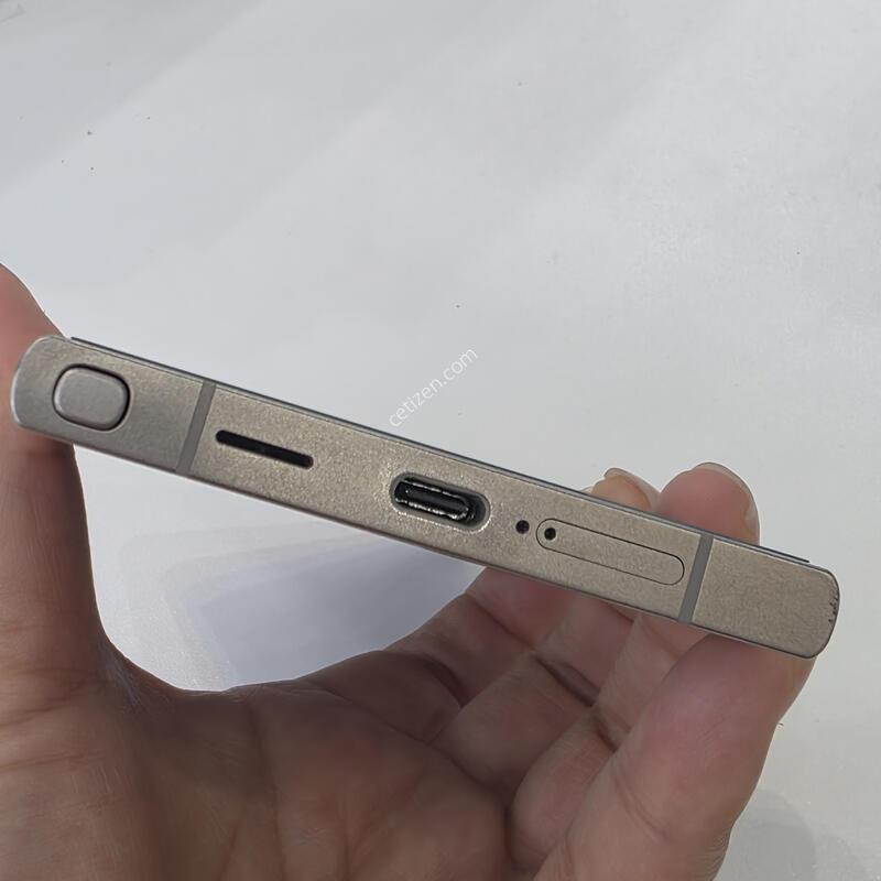 S24��Ʈ�� 256GB ƼŸ�� ���̿÷�