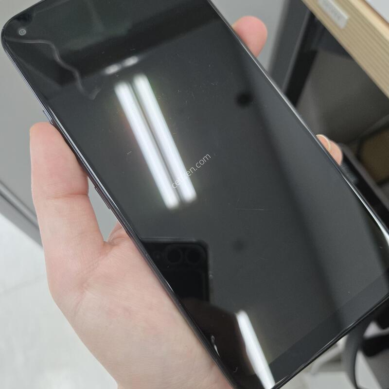 LG Q61 ���� 64GB ���ܻ� ������ ����� ��Ư��