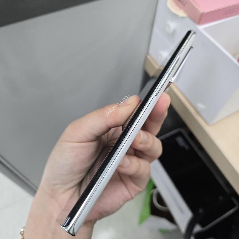 ��Ʈ20��Ʈ�� ȭ��Ʈ 256GB �ڱ��� �ܰ�����
