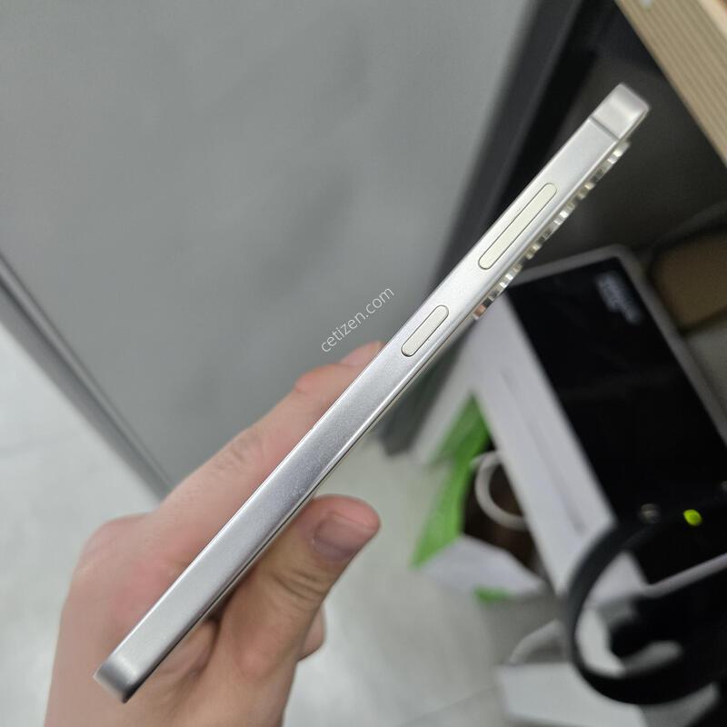 ������ S24 ���ο� 256GB AA�� ���ܻ� ��������