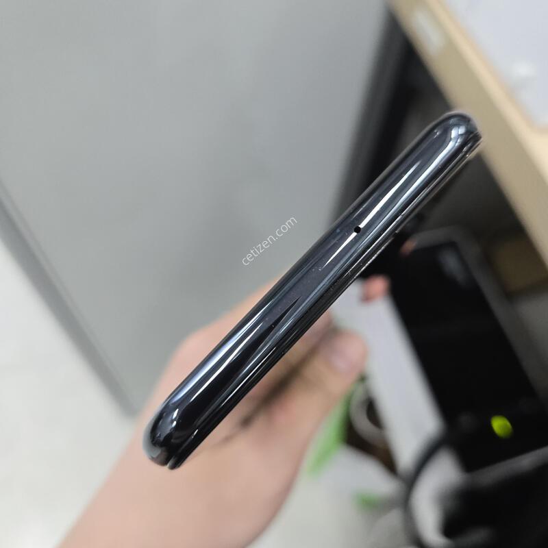 LG Q51 ���� 32GB SS�ޱ����Ѱ����