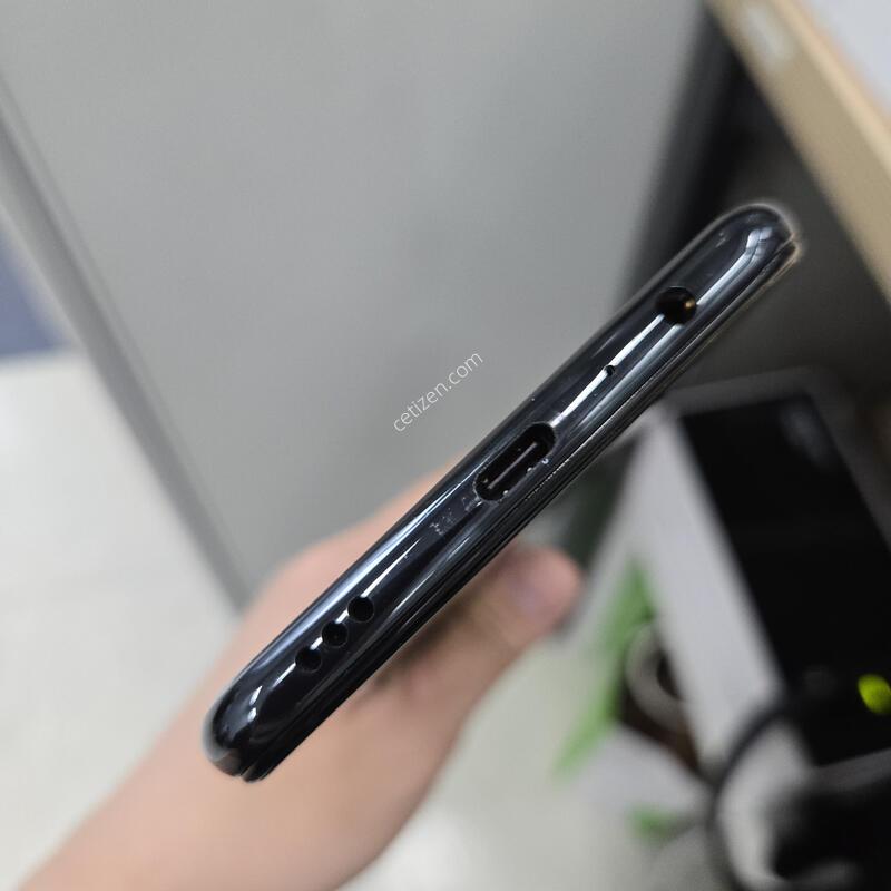 LG Q51 ���� 32GB SS�ޱ����Ѱ����