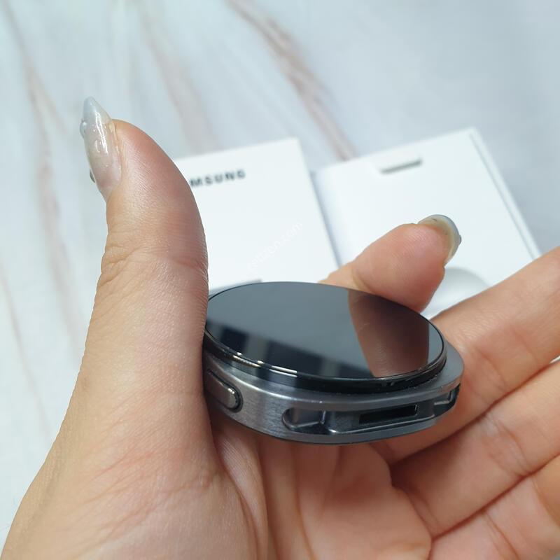 ������ ��ġ8 LTE 44mm(L335)�׶�����Ʈ S�� Ǯ�ڽ� �Ǹ�