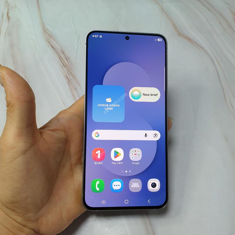 LG ������ S25FE ���� 256G S�� �Ǹ��մϴ�