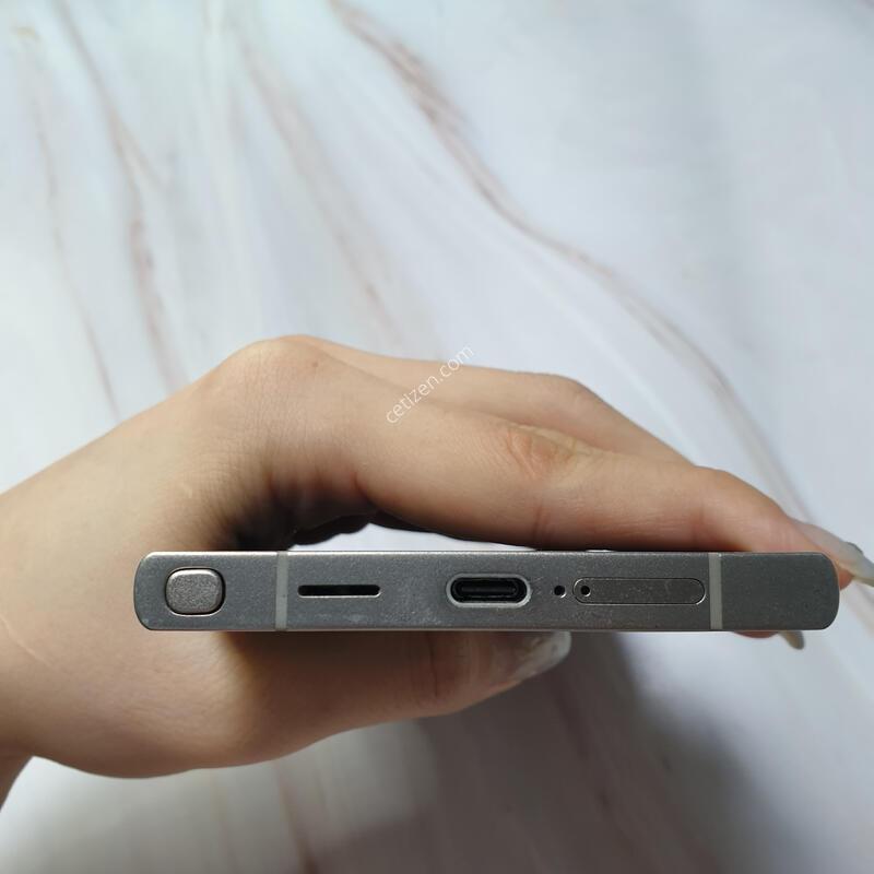 �ڱ��� ������ S24��Ʈ�� ƼŸ���׷��� 512G A�� �Ǹ��մϴ�