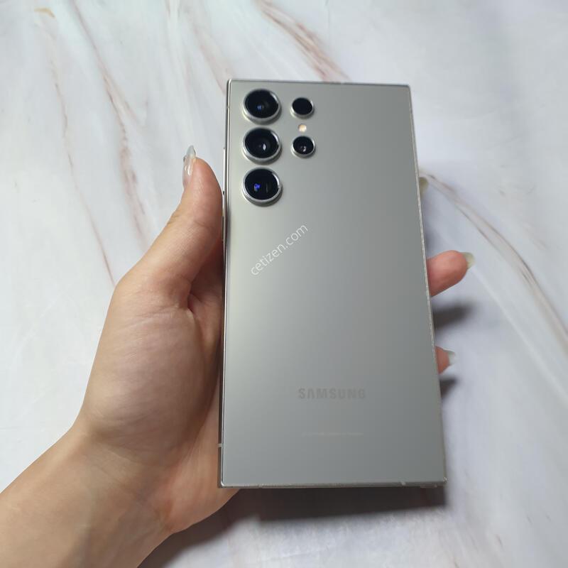 �ڱ��� ������ S24��Ʈ�� ƼŸ���׷��� 512G A�� �Ǹ��մϴ�