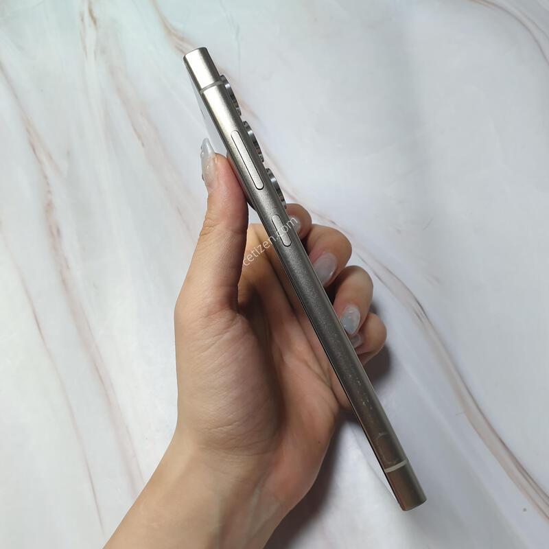 SK ������ S24��Ʈ�� ƼŸ�����̿÷� 512G ������ �Ǹ��մϴ�