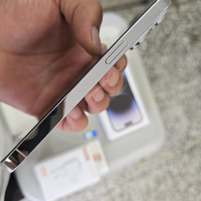 ������14���� 128G ȭ��Ʈ (���͸�100%) ����� �˴ϴ�