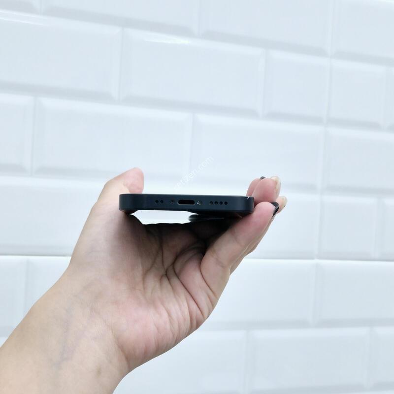 ������13�̴� 256GB ����