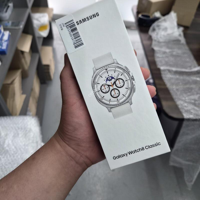 �����ÿ�ġ 8 Ŭ���� 46MM ȭ��Ʈ
