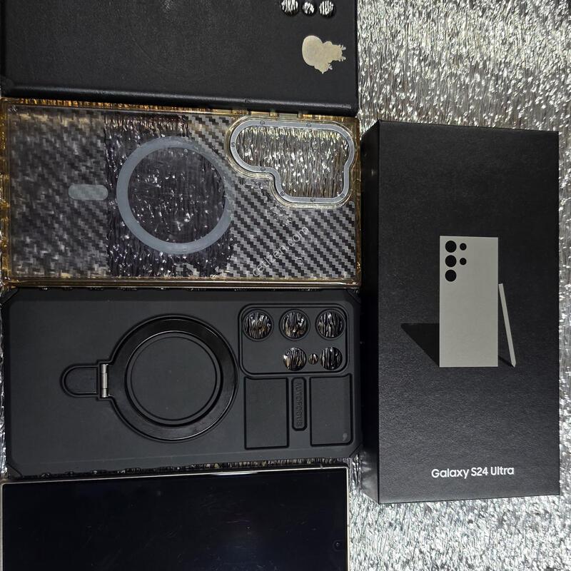 �ַ��� S24 ��Ʈ��256GB  �ǹ� �˴ϴ�