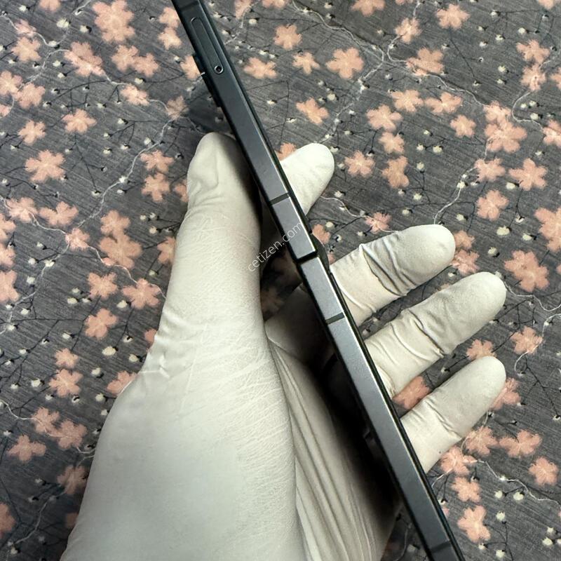 ������ �� ������ Z�ø�7 256gb ���� �Ǹ��մϴ�(�����Ǹ���)