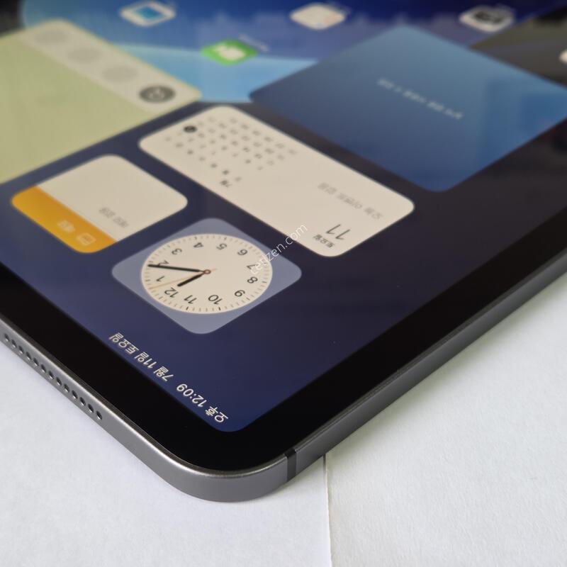 �����е� ���� 11��ġ 2���� 256GB ���귯 ���� A-�� �Ǹ��մϴ�.