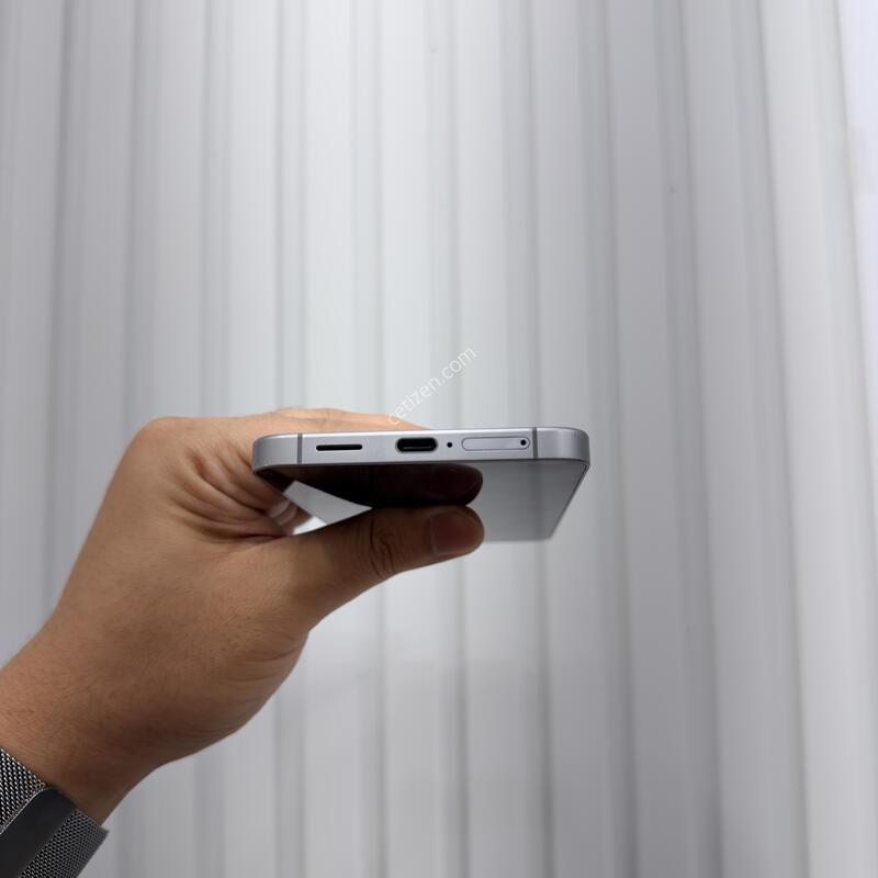 ������S25�÷��� 256GB �ǹ�